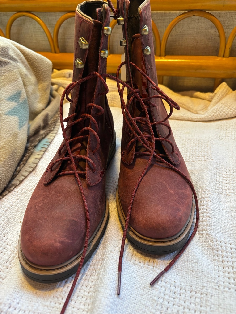 Teva Burgundy Lace-Up Leather Combat Boots women’s 9